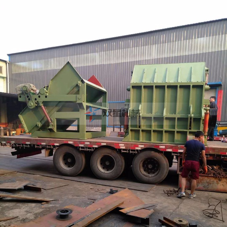 金屬破碎機準備發(fā)貨